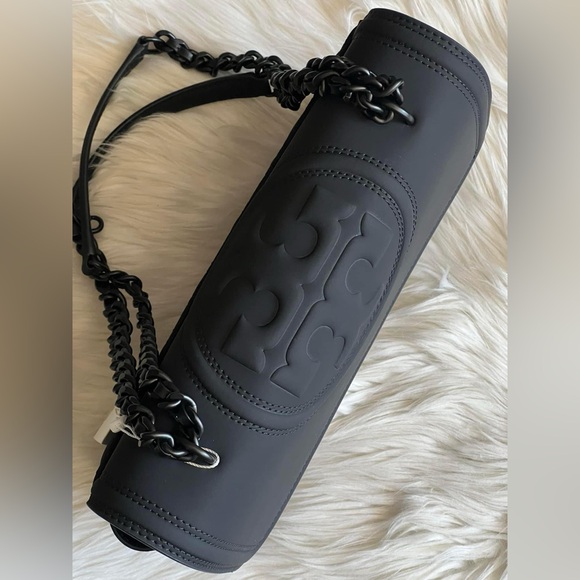 82559 - Tory Burch Fleming Matte Convertible Shoulder Bag - Picture 9 of 15